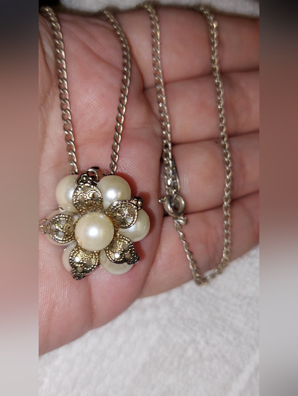 Classic Pearl Flower Upcycled Pendant Necklace - Cream Pearls with Gold Accents